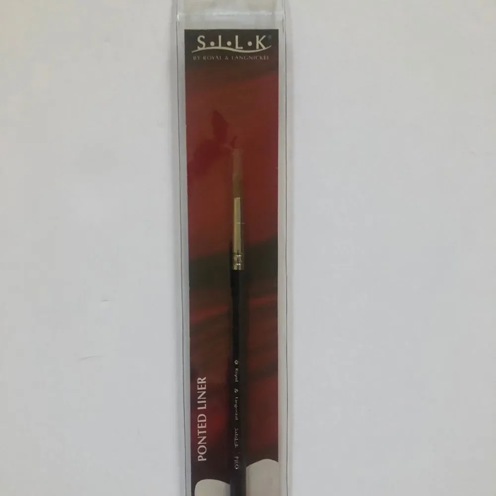 🆕 [Royal] Set of 6 Professional Makeup Brushes 💄👁